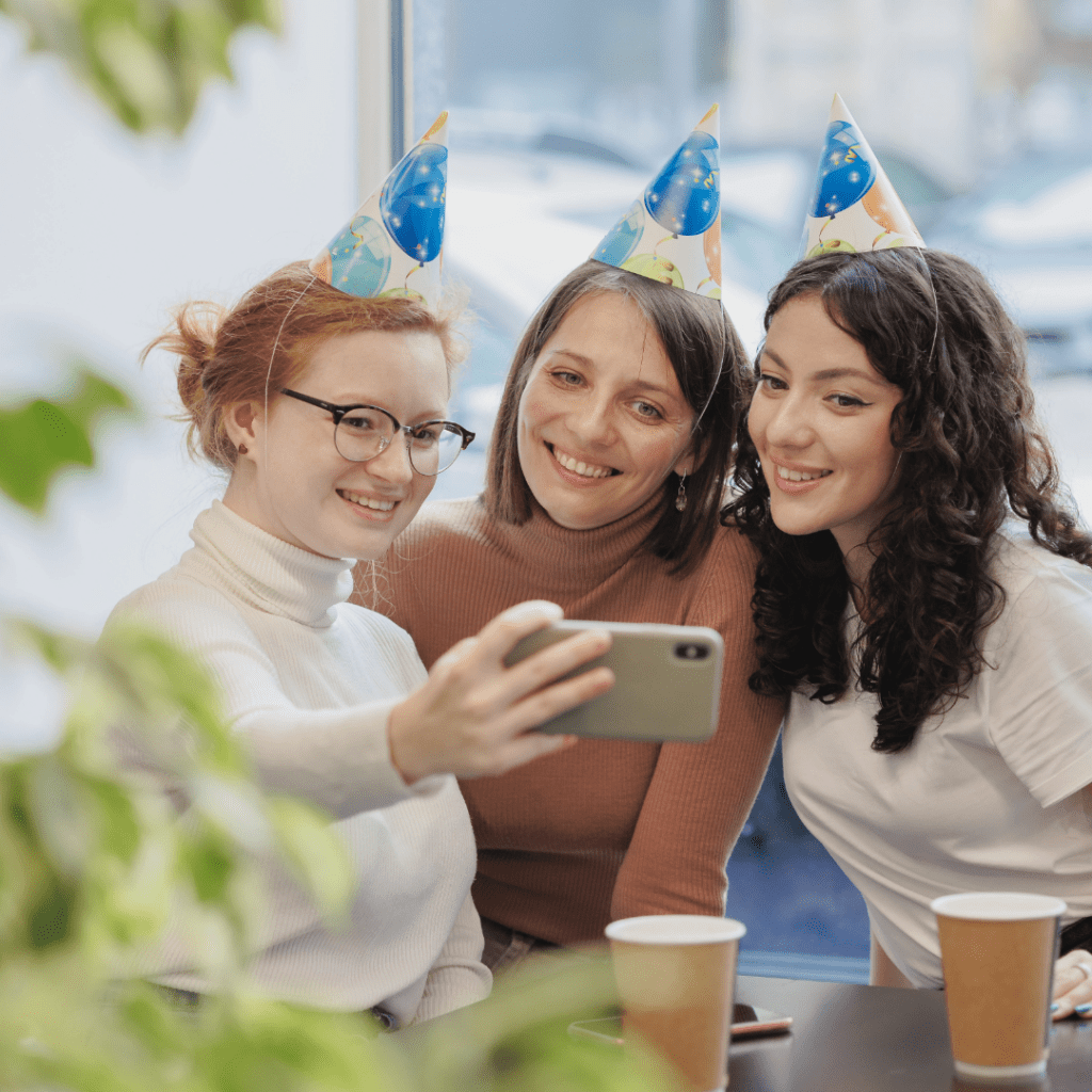 SARBATORIREA ANGAJATILOR IN FIRMA 